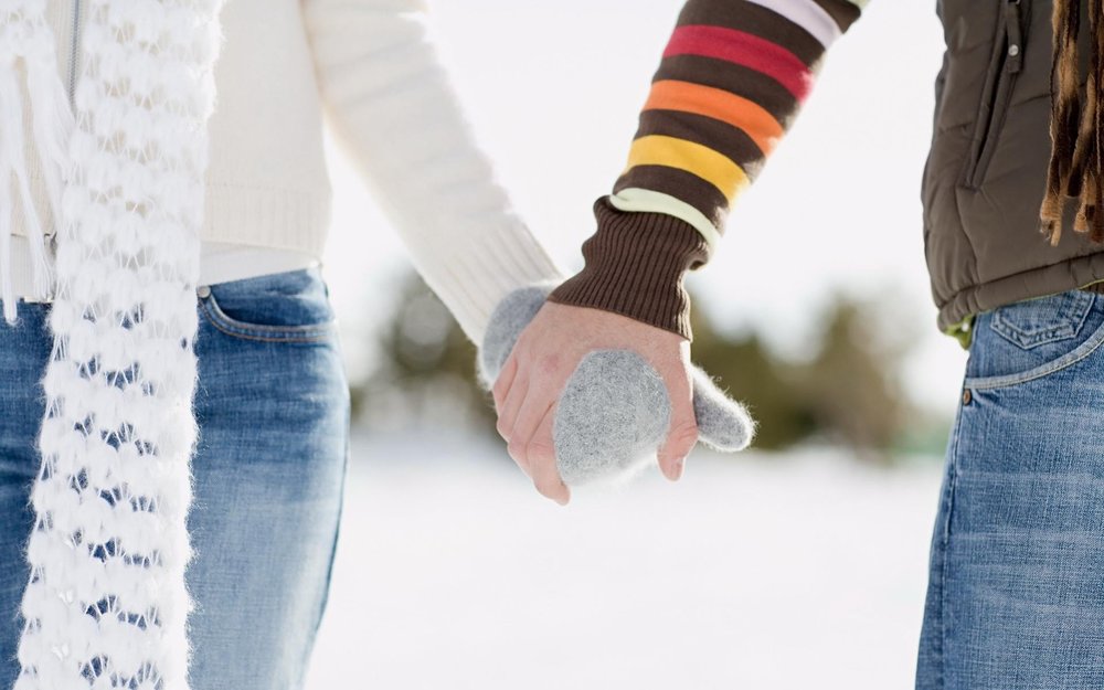 Blog - Couple Holding Hands in Winterds